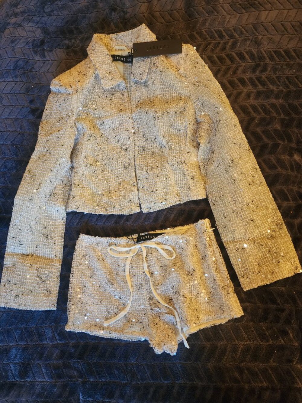 Lioness Lemontini Slick Sequin Cropped Jacket & Short Set - Picture 5 of 5